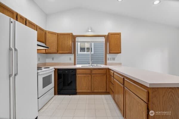 Property photo for 21622 120th Avenue SE, Kent photo 12