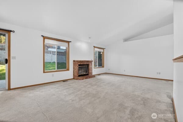 Property photo for 21622 120th Avenue SE, Kent photo 4