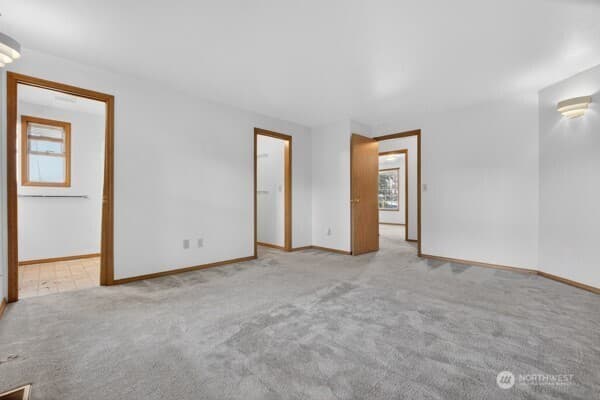 Property photo for 21622 120th Avenue SE, Kent photo 18