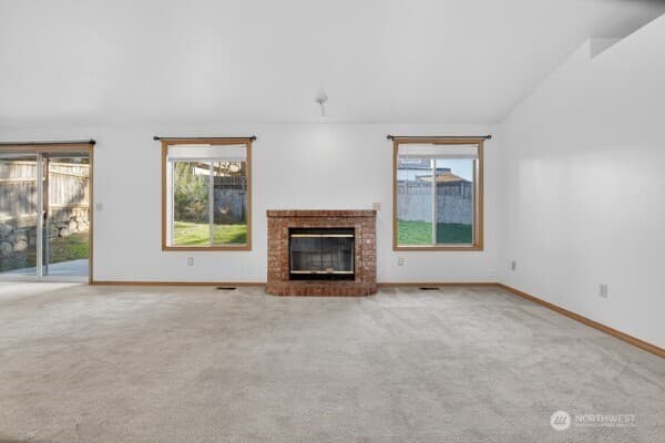 Property photo for 21622 120th Avenue SE, Kent photo 8