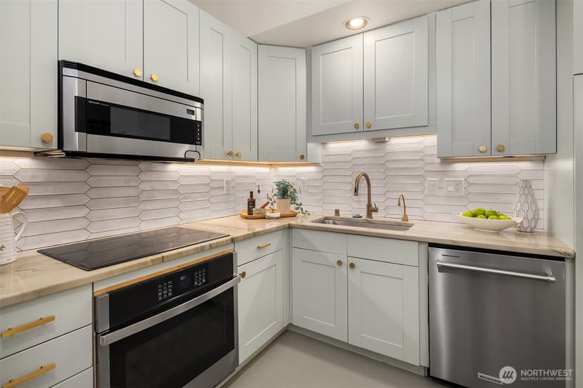 Property photo for 526 1st Avenue S #205, Seattle photo 5