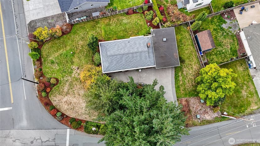 Property photo for 1302 Pine Avenue, Snohomish photo 3