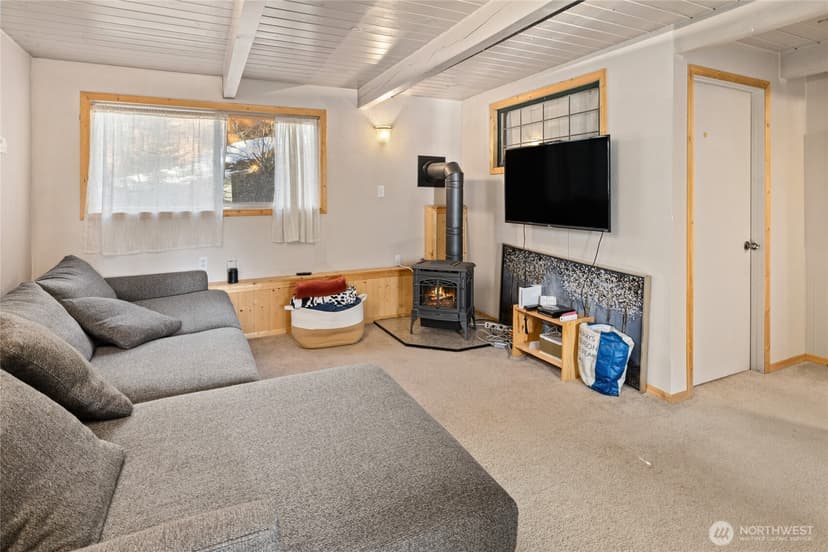 Property photo for 80 Sandstone Drive, Ronald photo 26