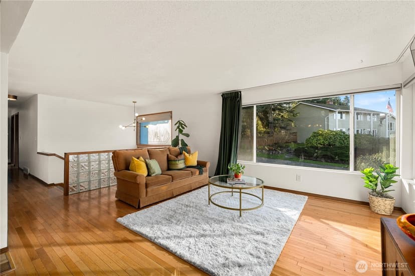 Property photo for 30024 2nd Avenue SW, Federal Way photo 5