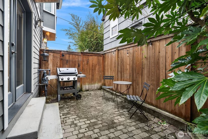 Property photo for 114 W Florentia Street #B, Seattle photo 17