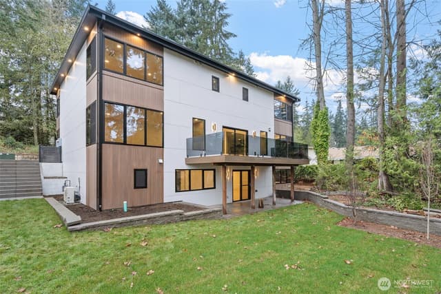 Property photo for 7907 240th Street SW, Edmonds photo 2