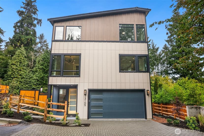 Property photo for 13105 SE 19th Court, Bellevue photo 4