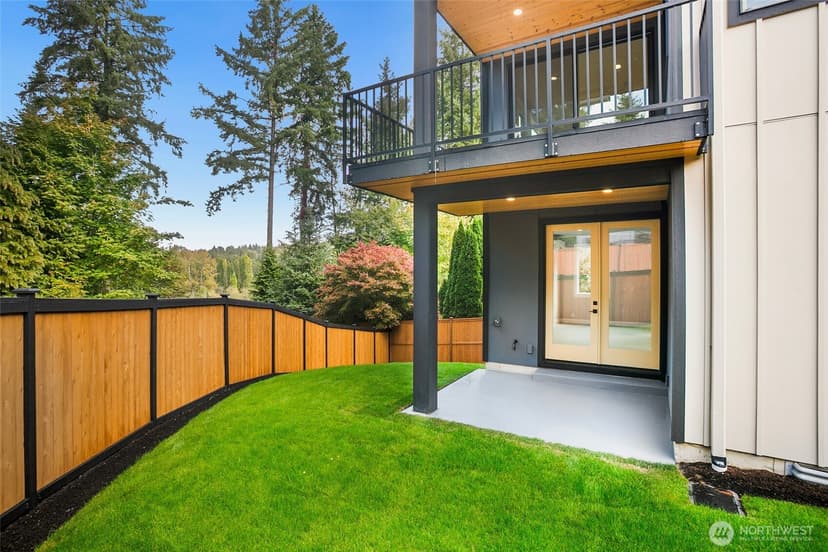 Property photo for 13105 SE 19th Court, Bellevue photo 6