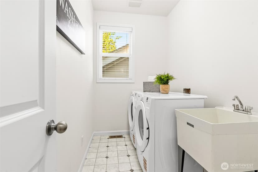 Property photo for 2017 NE 24th Place, Renton photo 20