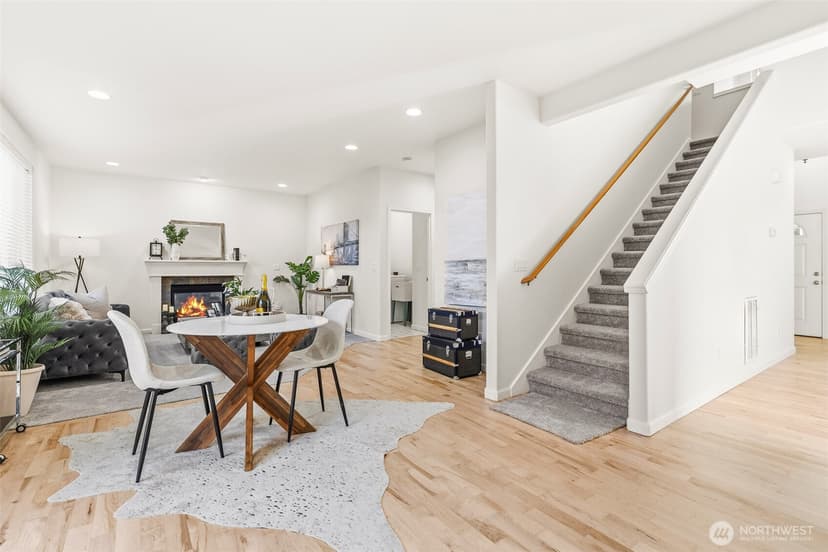 Property photo for 2017 NE 24th Place, Renton photo 17