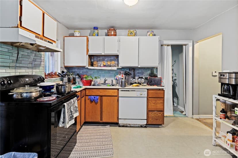 Property photo for 12206 1st Avenue S, Seattle photo 13