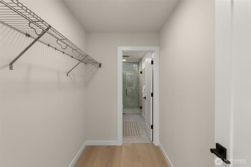 Property photo for 1123 C 10th Avenue E, Seattle photo 14
