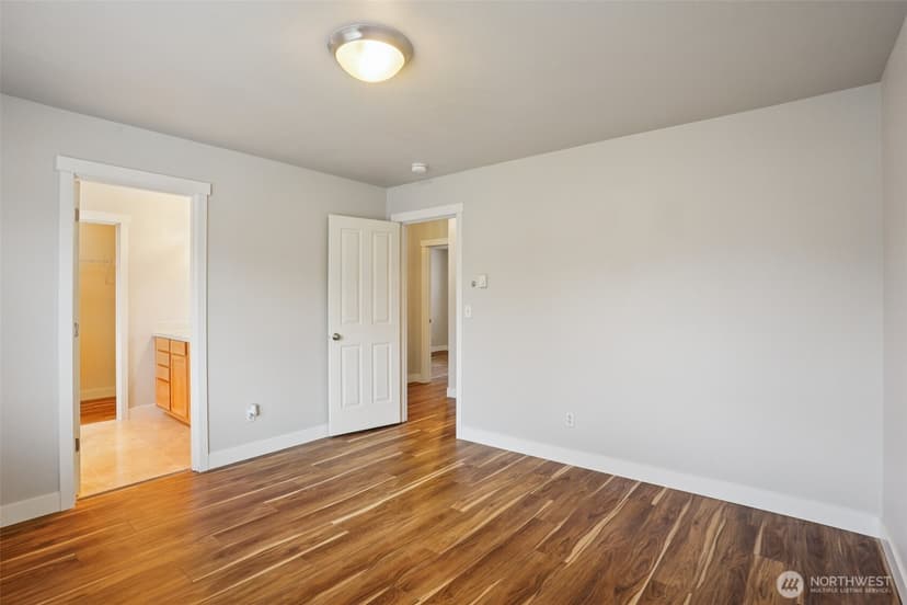 Property photo for 6474 Park Street E, Fife photo 14