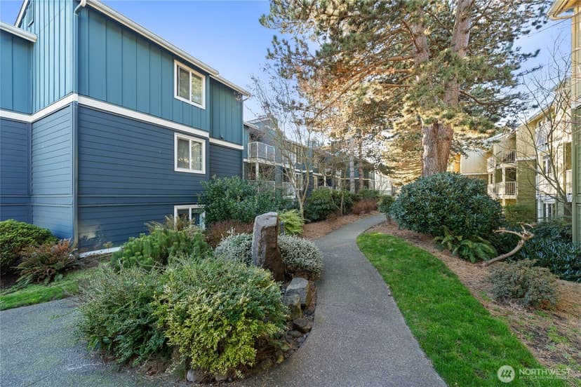 Property photo for 300 N 130th Street #5302, Seattle photo 31