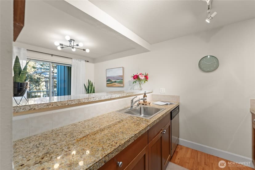 Property photo for 300 N 130th Street #5302, Seattle photo 15