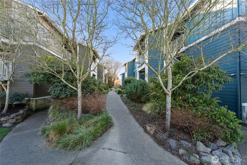 Property photo for 300 N 130th Street #5302, Seattle photo 30