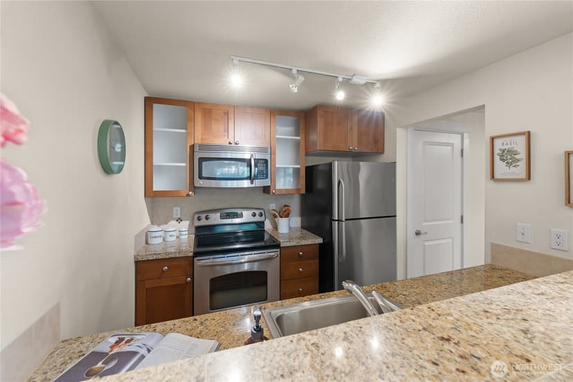 Property photo for 300 N 130th Street #5302, Seattle photo 14