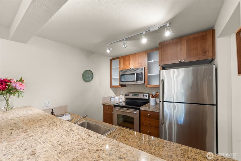 Property photo for 300 N 130th Street #5302, Seattle photo 16
