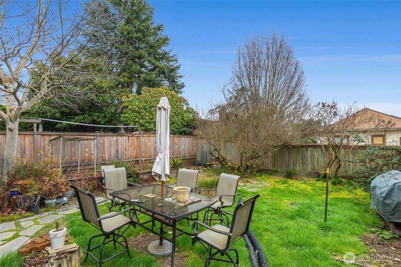 Property photo for 945 NW 62nd Street, Seattle photo 8