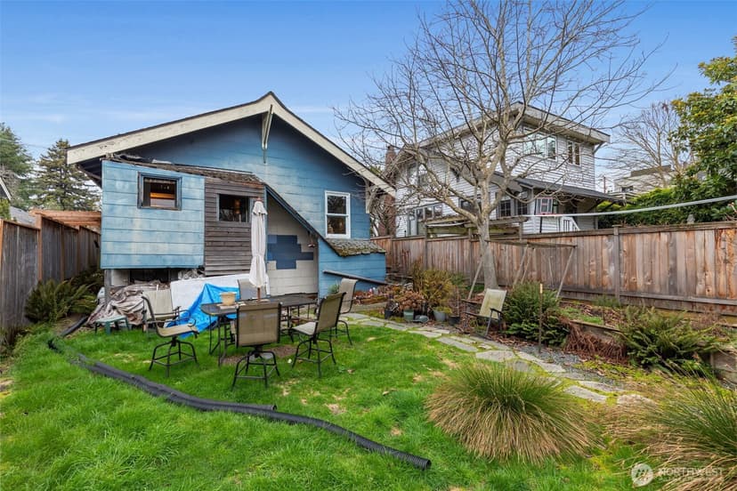 Property photo for 945 NW 62nd Street, Seattle photo 10