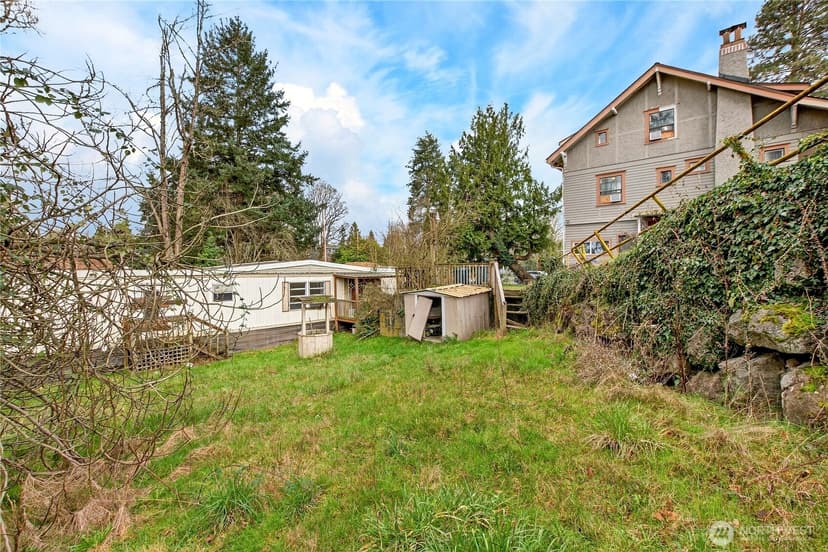 Property photo for 12260 Des Moines Memorial Drive S, Seattle photo 36