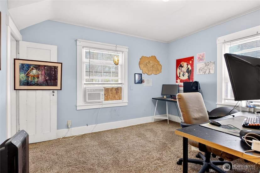 Property photo for 12260 Des Moines Memorial Drive S, Seattle photo 15
