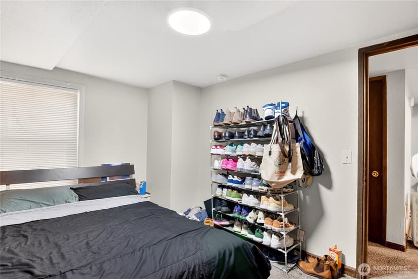 Property photo for 12260 Des Moines Memorial Drive S, Seattle photo 30