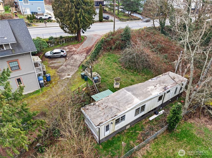 Property photo for 12260 Des Moines Memorial Drive S, Seattle photo 5