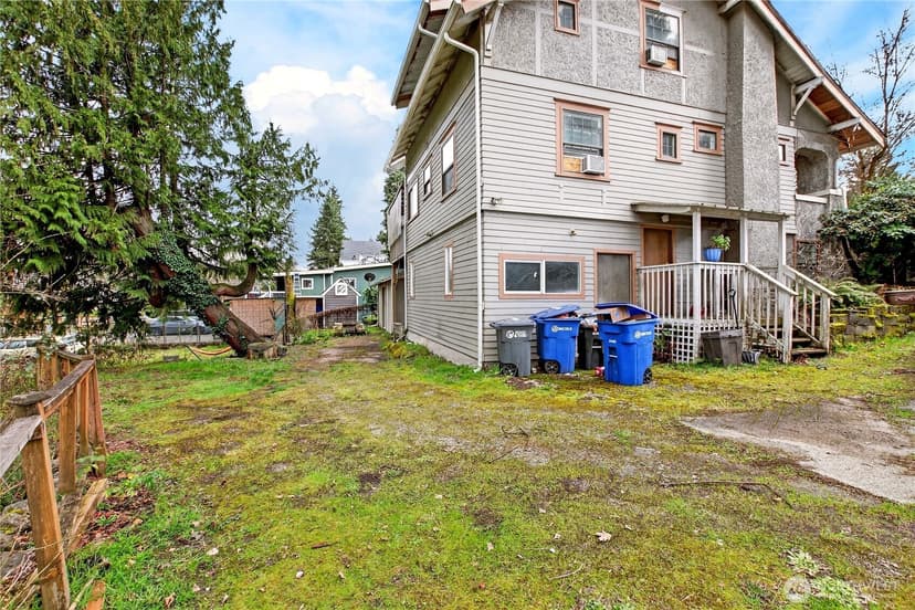 Property photo for 12260 Des Moines Memorial Drive S, Seattle photo 35