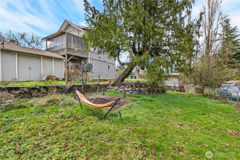 Property photo for 12260 Des Moines Memorial Drive S, Seattle photo 33