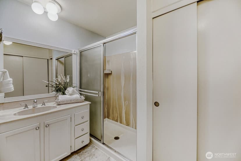 Property photo for 12904 126th Court NE #J302, Kirkland photo 14