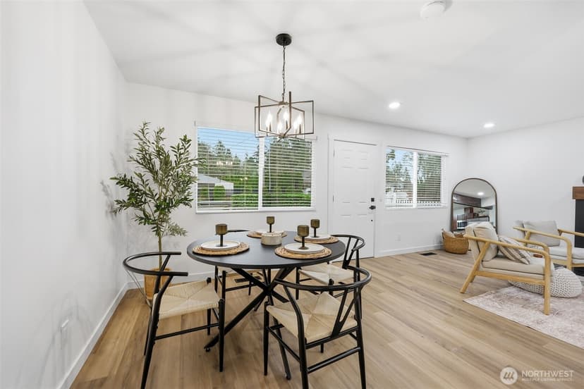 Property photo for 6609 Avondale Road SW, Lakewood photo 9