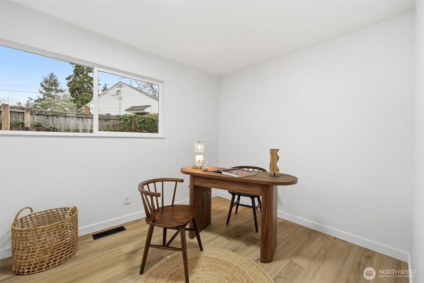 Property photo for 6609 Avondale Road SW, Lakewood photo 18