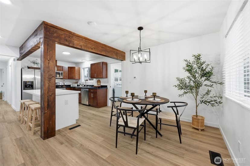 Property photo for 6609 Avondale Road SW, Lakewood photo 10