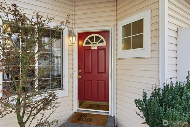 Property photo for 5705 200th Street SW #D, Lynnwood photo 5