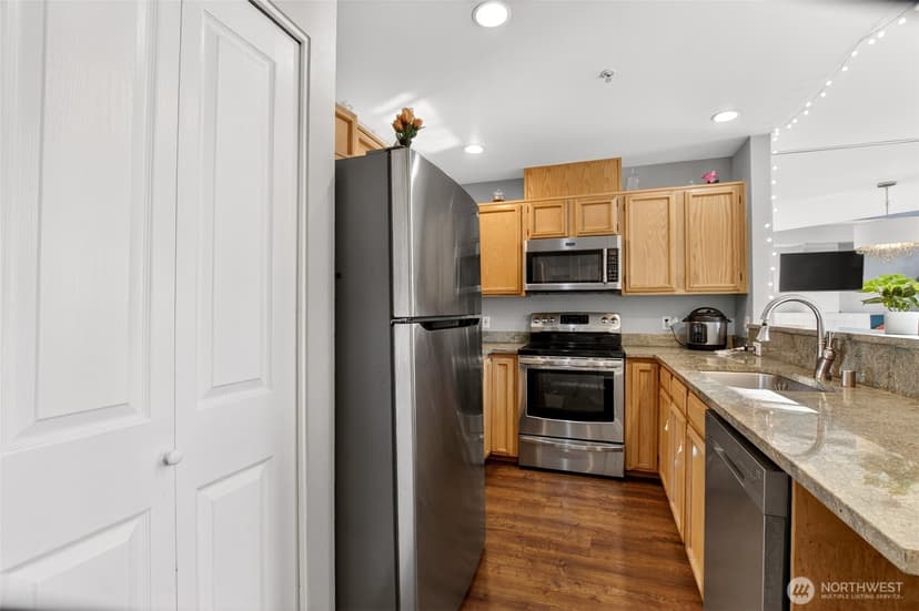 Property photo for 6615 S 239th Place #R109, Kent photo 14