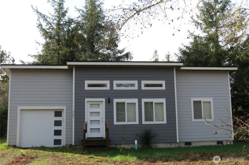 Property photo for 905 Wawona Avenue SW, Ocean Shores photo 2