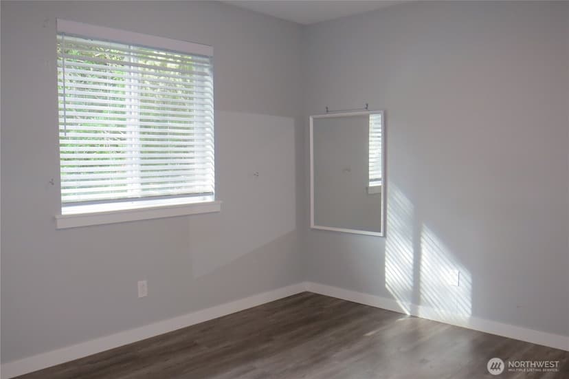 Property photo for 905 Wawona Avenue SW, Ocean Shores photo 12