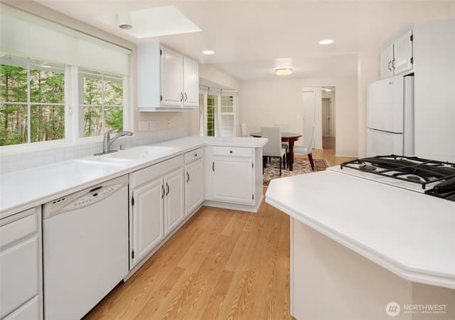 Property photo for 14023 52nd Avenue NW, Gig Harbor photo 5