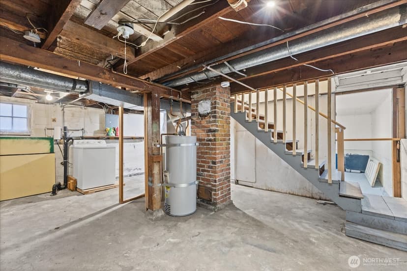 Property photo for 9007 Dayton Avenue N, Seattle photo 19
