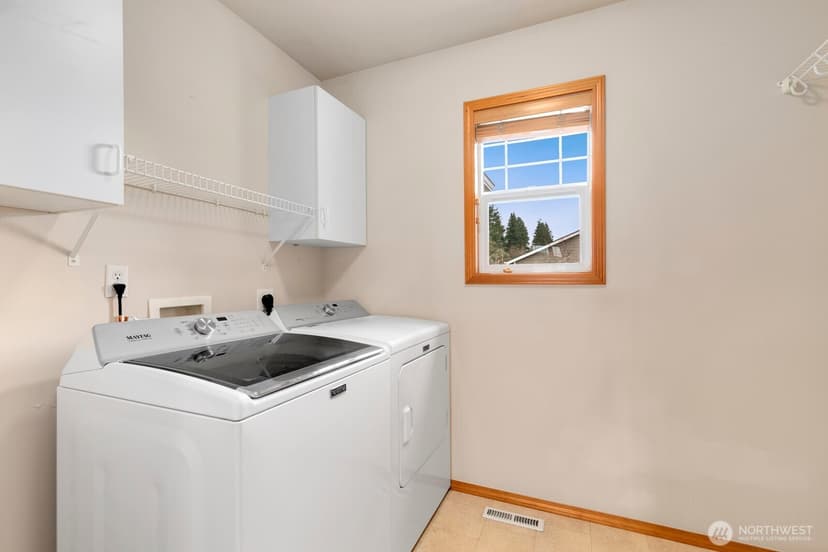 Property photo for 2100 SE 2nd Place, Renton photo 30