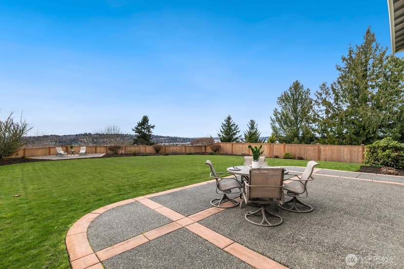 Property photo for 2100 SE 2nd Place, Renton photo 32