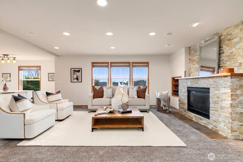 Property photo for 2100 SE 2nd Place, Renton photo 3