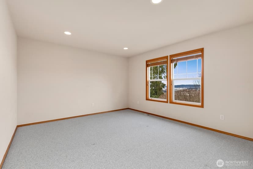 Property photo for 2100 SE 2nd Place, Renton photo 27