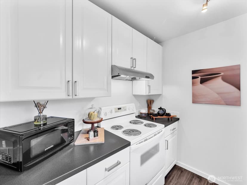 Property photo for 4813 180th Street SW #C202, Lynnwood photo 8