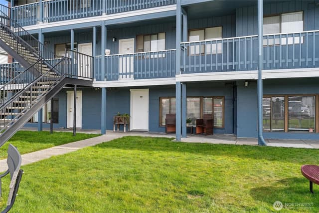 Property photo for 2120 Highland Avenue #105, Everett photo 3