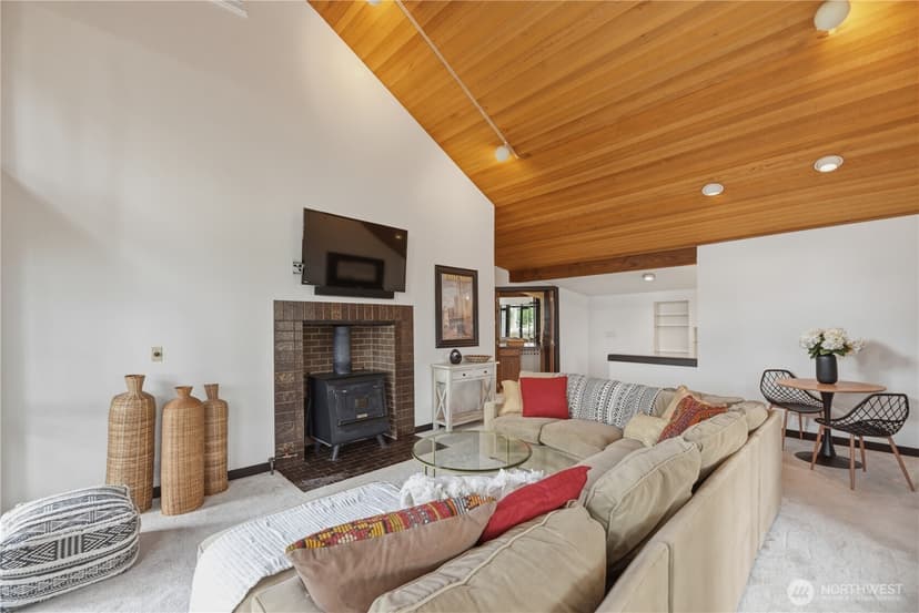 Property photo for 11508 Durland Avenue NE, Seattle photo 6