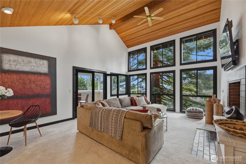 Property photo for 11508 Durland Avenue NE, Seattle photo 4