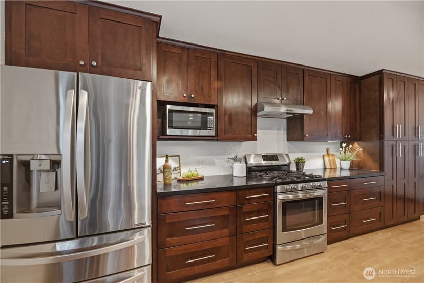 Property photo for 11508 Durland Avenue NE, Seattle photo 9