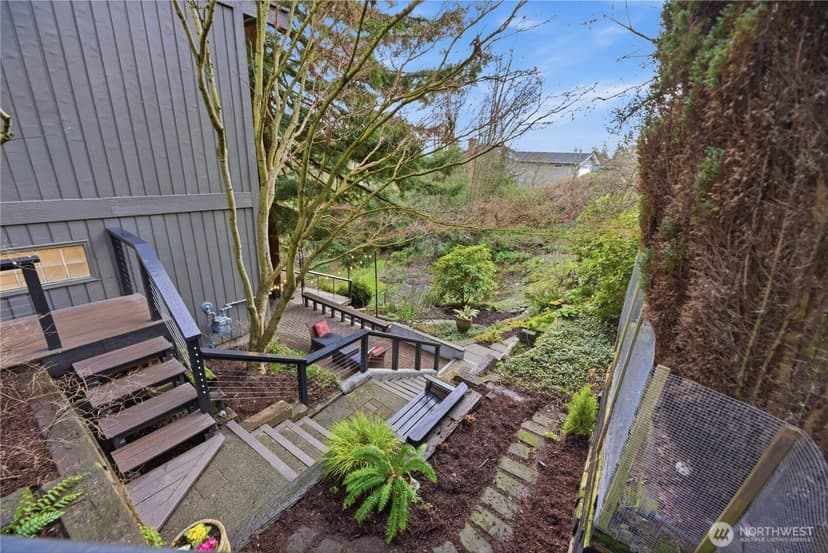 Property photo for 11508 Durland Avenue NE, Seattle photo 36